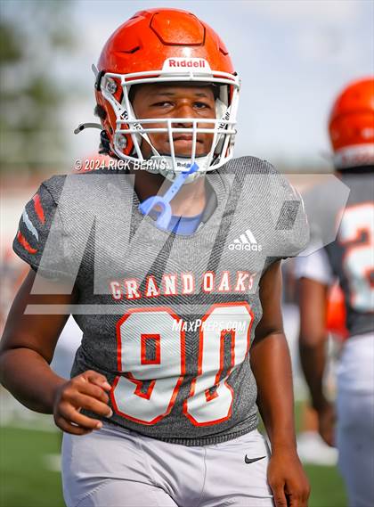 Thumbnail 2 in Grand Oaks (orange) @ The Woodlands (red) photogallery.