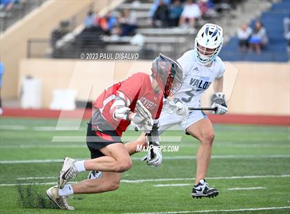 Thumbnail 3 in Denver East @ Valor Christian (CHSAA 5A 2nd Round) photogallery.