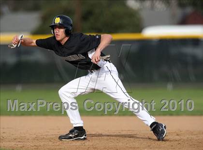 Thumbnail 3 in Magnolia vs. Capistrano Valley Christian photogallery.