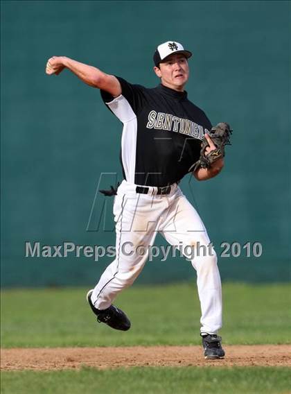 Thumbnail 2 in Magnolia vs. Capistrano Valley Christian photogallery.