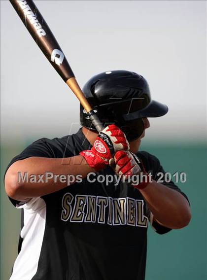Thumbnail 3 in Magnolia vs. Capistrano Valley Christian photogallery.