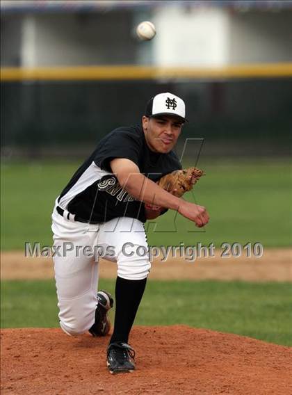 Thumbnail 1 in Magnolia vs. Capistrano Valley Christian photogallery.