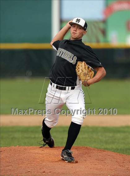 Thumbnail 2 in Magnolia vs. Capistrano Valley Christian photogallery.
