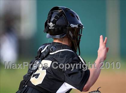Thumbnail 2 in Magnolia vs. Capistrano Valley Christian photogallery.