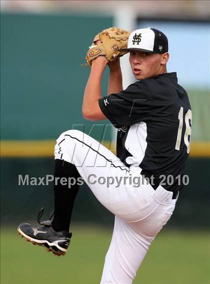 Thumbnail 2 in Magnolia vs. Capistrano Valley Christian photogallery.