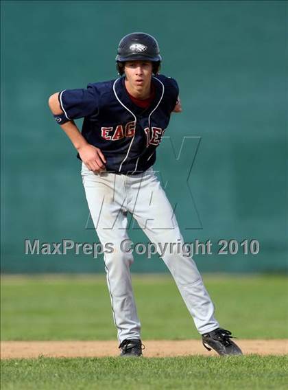 Thumbnail 2 in Magnolia vs. Capistrano Valley Christian photogallery.