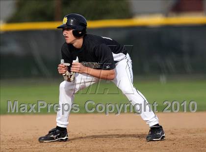 Thumbnail 1 in Magnolia vs. Capistrano Valley Christian photogallery.