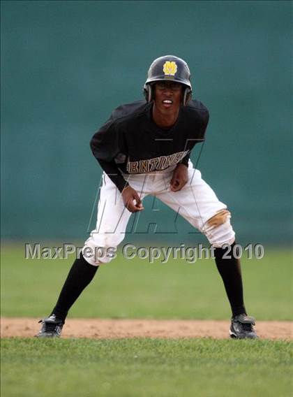 Thumbnail 1 in Magnolia vs. Capistrano Valley Christian photogallery.