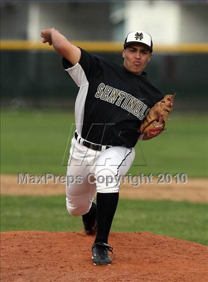 Thumbnail 2 in Magnolia vs. Capistrano Valley Christian photogallery.