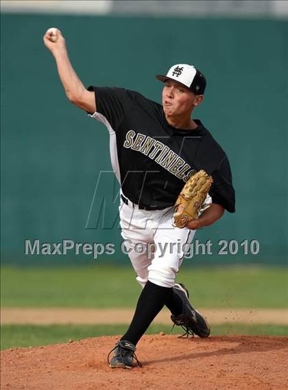 Thumbnail 1 in Magnolia vs. Capistrano Valley Christian photogallery.