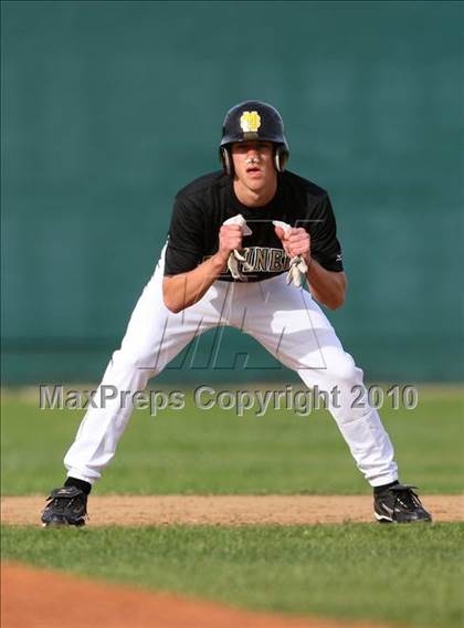 Thumbnail 1 in Magnolia vs. Capistrano Valley Christian photogallery.