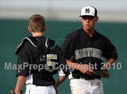 Thumbnail 3 in Magnolia vs. Capistrano Valley Christian photogallery.