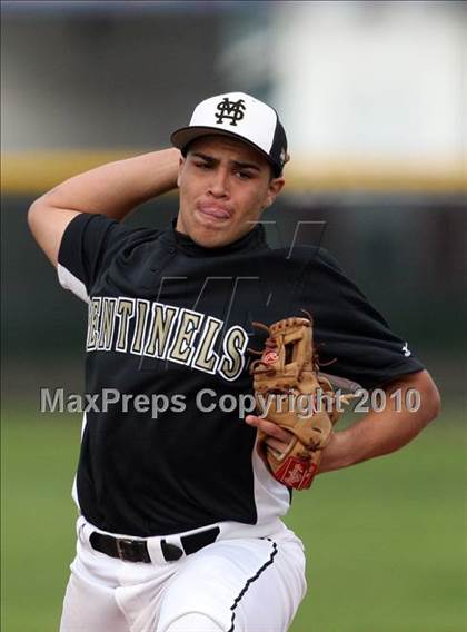 Thumbnail 3 in Magnolia vs. Capistrano Valley Christian photogallery.