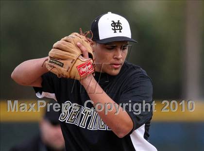 Thumbnail 1 in Magnolia vs. Capistrano Valley Christian photogallery.