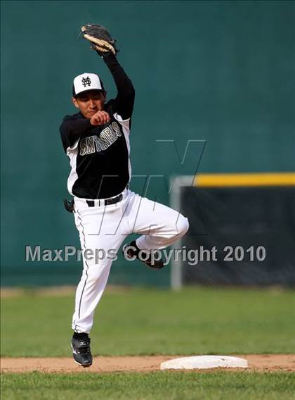 Thumbnail 1 in Magnolia vs. Capistrano Valley Christian photogallery.