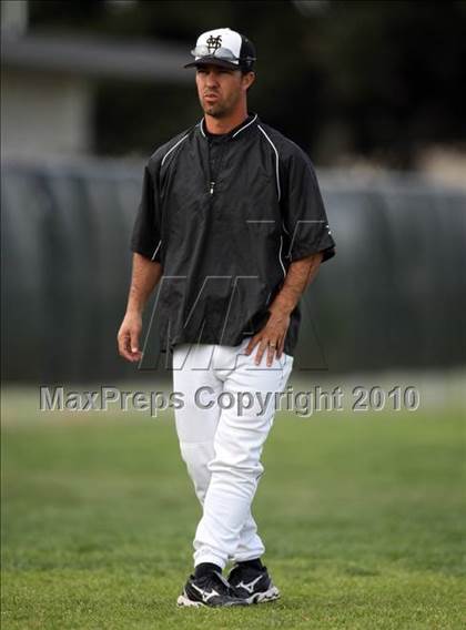 Thumbnail 1 in Magnolia vs. Capistrano Valley Christian photogallery.
