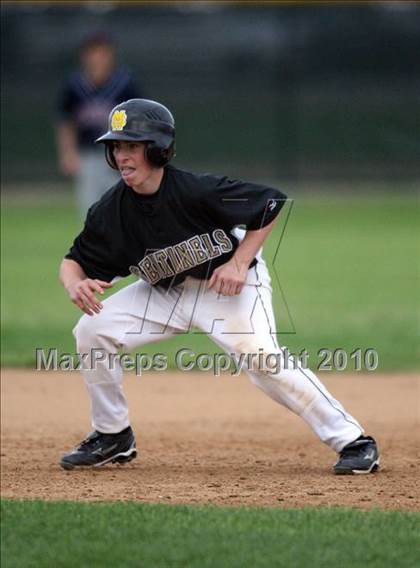 Thumbnail 3 in Magnolia vs. Capistrano Valley Christian photogallery.