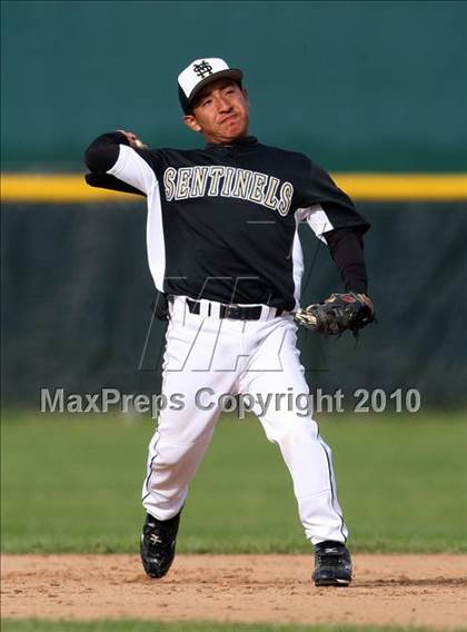 Thumbnail 3 in Magnolia vs. Capistrano Valley Christian photogallery.