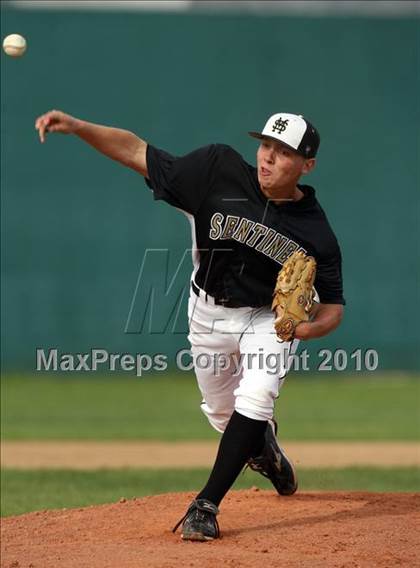 Thumbnail 3 in Magnolia vs. Capistrano Valley Christian photogallery.
