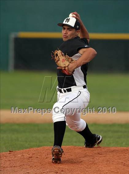 Thumbnail 1 in Magnolia vs. Capistrano Valley Christian photogallery.