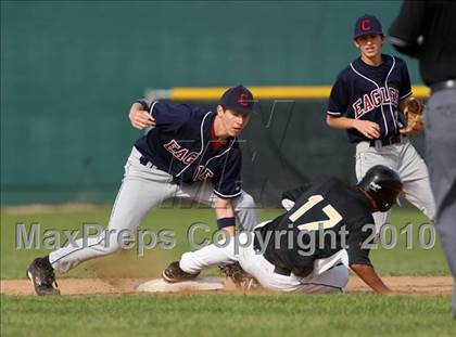 Thumbnail 2 in Magnolia vs. Capistrano Valley Christian photogallery.