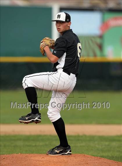 Thumbnail 2 in Magnolia vs. Capistrano Valley Christian photogallery.