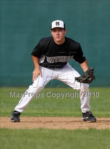 Thumbnail 2 in Magnolia vs. Capistrano Valley Christian photogallery.