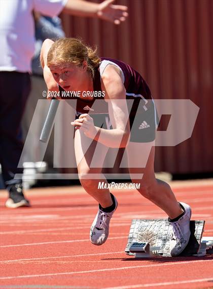 Thumbnail 3 in UIL 3A Region 2 Area Track Meet photogallery.