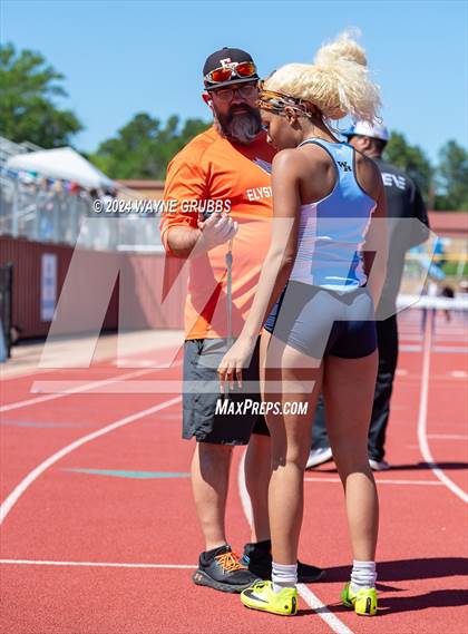 Thumbnail 2 in UIL 3A Region 2 Area Track Meet photogallery.
