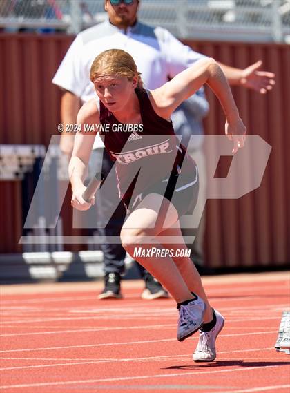 Thumbnail 1 in UIL 3A Region 2 Area Track Meet photogallery.