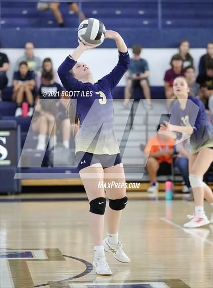 Thumbnail 1 in Bloom-Carroll @ Teays Valley photogallery.