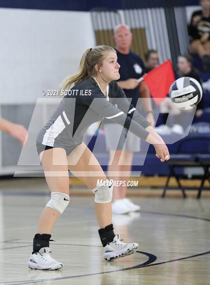 Thumbnail 2 in Bloom-Carroll @ Teays Valley photogallery.