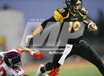Thumbnail 2 in Yorba Linda vs. Foothill photogallery.