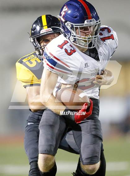 Thumbnail 1 in Yorba Linda vs. Foothill photogallery.