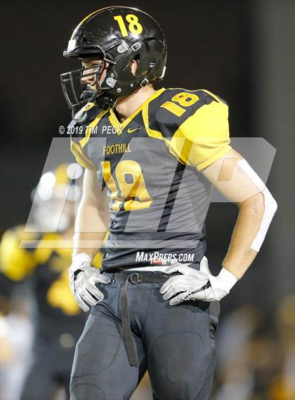 Thumbnail 3 in Yorba Linda vs. Foothill photogallery.
