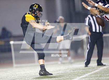 Thumbnail 3 in Yorba Linda vs. Foothill photogallery.