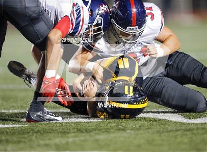 Thumbnail 3 in Yorba Linda vs. Foothill photogallery.