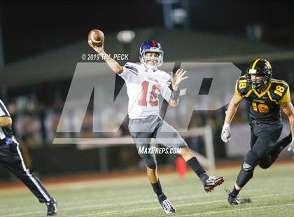 Thumbnail 2 in Yorba Linda vs. Foothill photogallery.