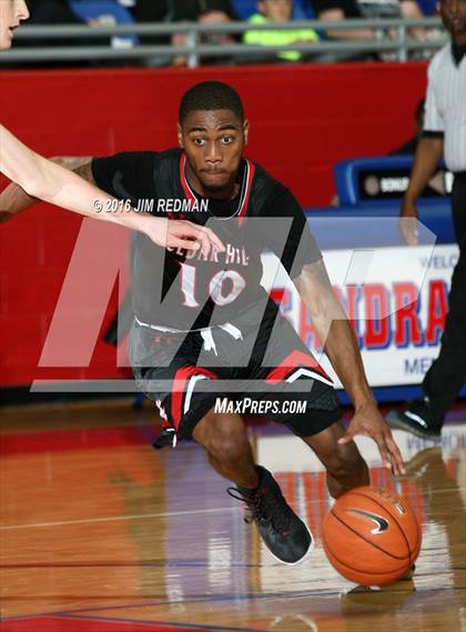 Thumbnail 3 in Cedar Hill vs. Westlake (Thanksgiving Hoopfest) photogallery.