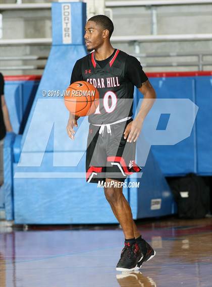 Thumbnail 2 in Cedar Hill vs. Westlake (Thanksgiving Hoopfest) photogallery.