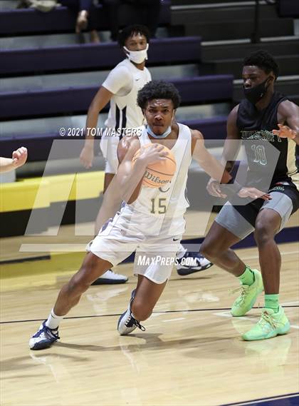 Thumbnail 2 in Carmel Christian vs. Ravenscroft (NCISAA 4A Semifinal) photogallery.