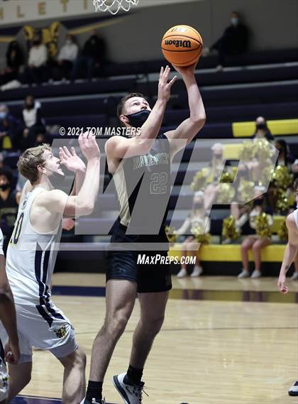 Thumbnail 2 in Carmel Christian vs. Ravenscroft (NCISAA 4A Semifinal) photogallery.