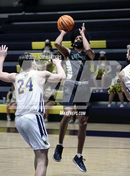 Thumbnail 3 in Carmel Christian vs. Ravenscroft (NCISAA 4A Semifinal) photogallery.