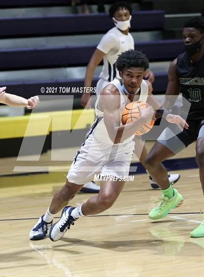 Thumbnail 3 in Carmel Christian vs. Ravenscroft (NCISAA 4A Semifinal) photogallery.