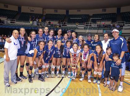 Thumbnail 1 in Kamehameha vs. Punahou (HHSAA D1 Final) photogallery.