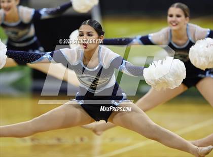 Thumbnail 3 in Riverdale Ridge CHSAA Spirit Poms photogallery.