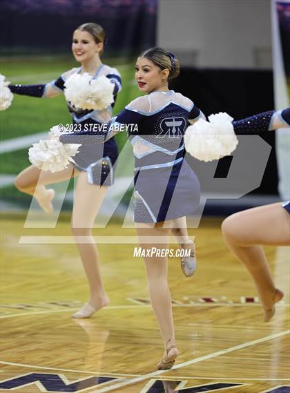 Thumbnail 3 in Riverdale Ridge CHSAA Spirit Poms photogallery.