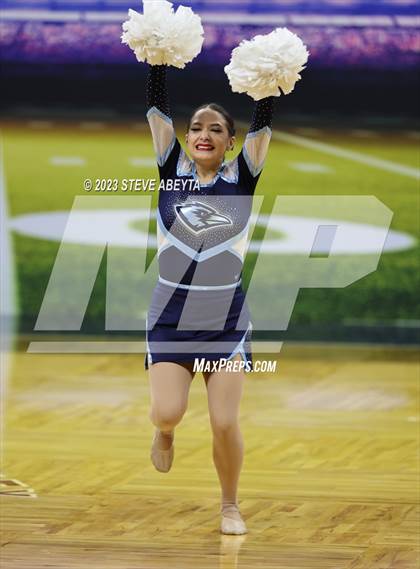 Thumbnail 1 in Riverdale Ridge CHSAA Spirit Poms photogallery.