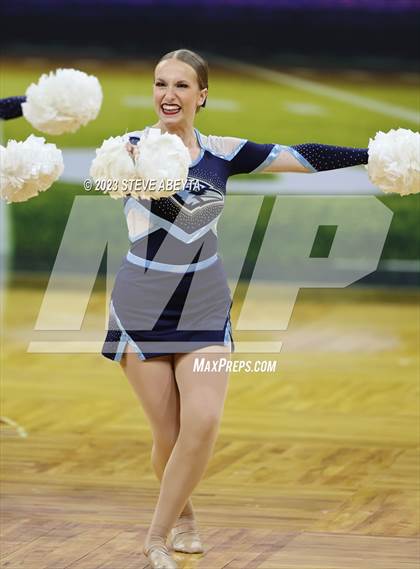 Thumbnail 1 in Riverdale Ridge CHSAA Spirit Poms photogallery.