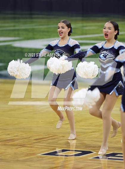 Thumbnail 3 in Riverdale Ridge CHSAA Spirit Poms photogallery.